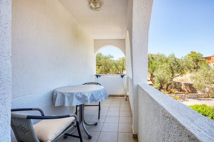 Ferienwohnung für 2 Personen, mit Balkon/Terrasse auf Murter