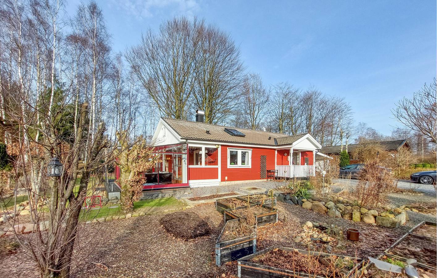 Hus för 8 Personer, med trädgård samt pool och terass