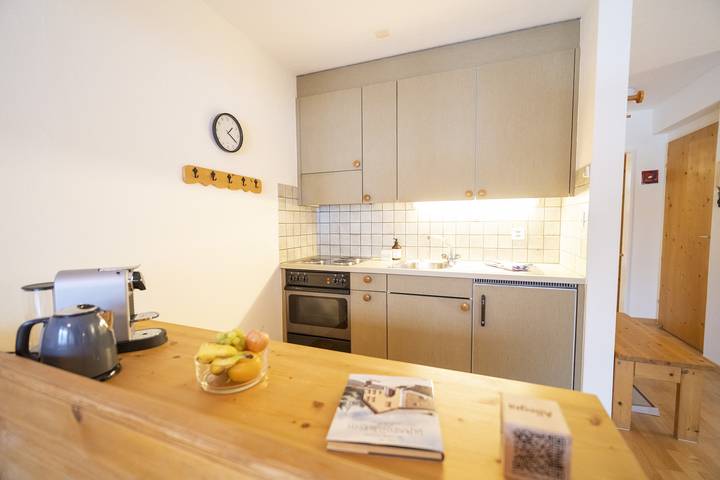 Ganze Wohnung, Chasa Trais Fluors: Gemütliche 2.5-Zimmerwohnung in Ardez in Ardez, Unterengadin