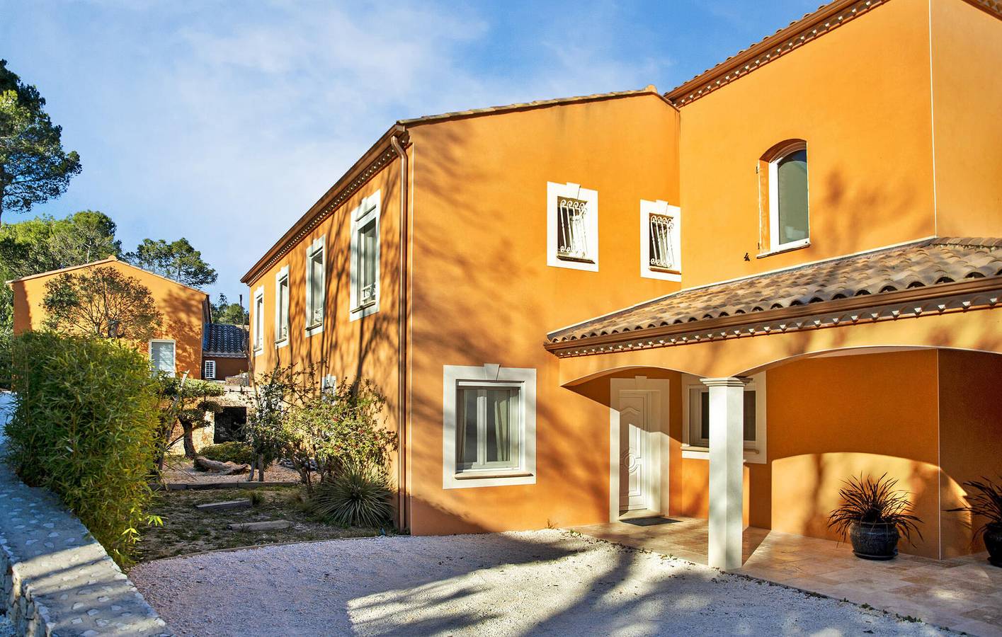 Appartement élégant avec piscine et parking près de Cannes-et-Clairan in Cannes-et-Clairan, Région du Vigan