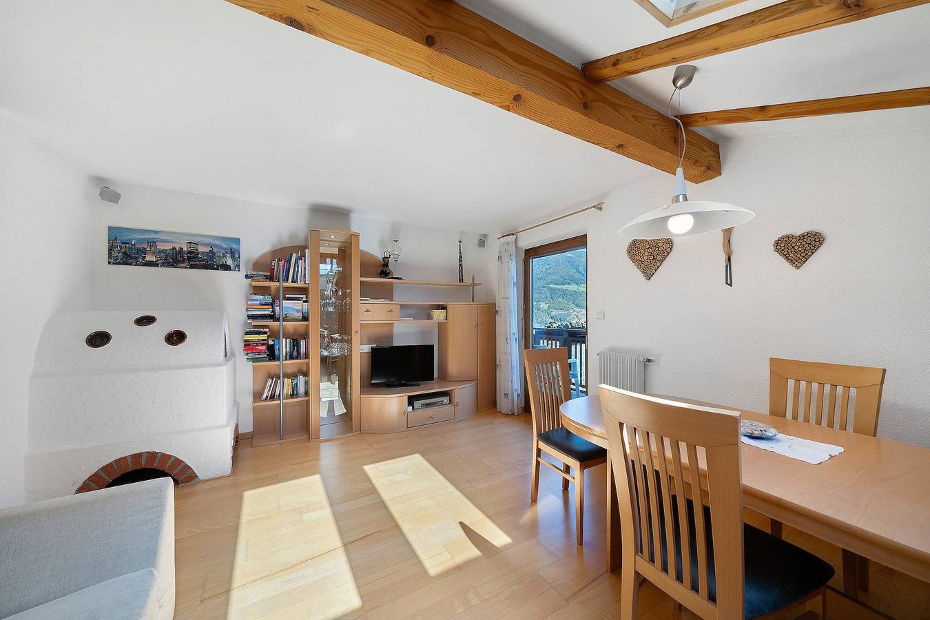 Ganze Wohnung, Apartment „Haus Bergwies“ mit Bergblick, Gemeinschaftspool und Wlan in Kuens, Passeiertal