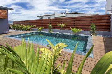 Villa pour 8 personnes, avec piscine ainsi que vue et jardin à Sainte-Marie (Île de la Réunion)
