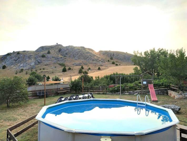 Landhaus 'La Chimenea De Soria I Y Ii' mit Bergblick, privatem Pool und Wlan in Espeja de San Marcelino, Soria Provinz