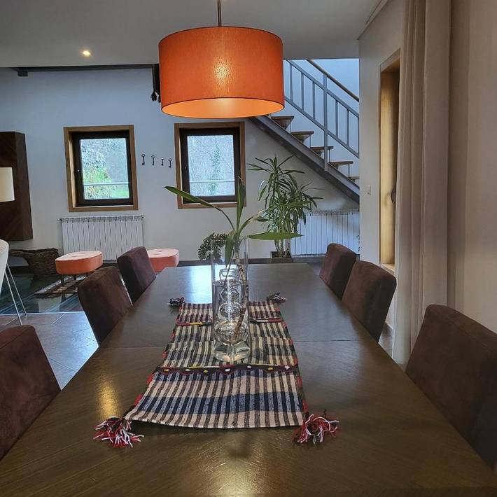 Maison de campagne pour 10 personnes, avec vue ainsi que jardin et vue sur le lac à Bragança - 2