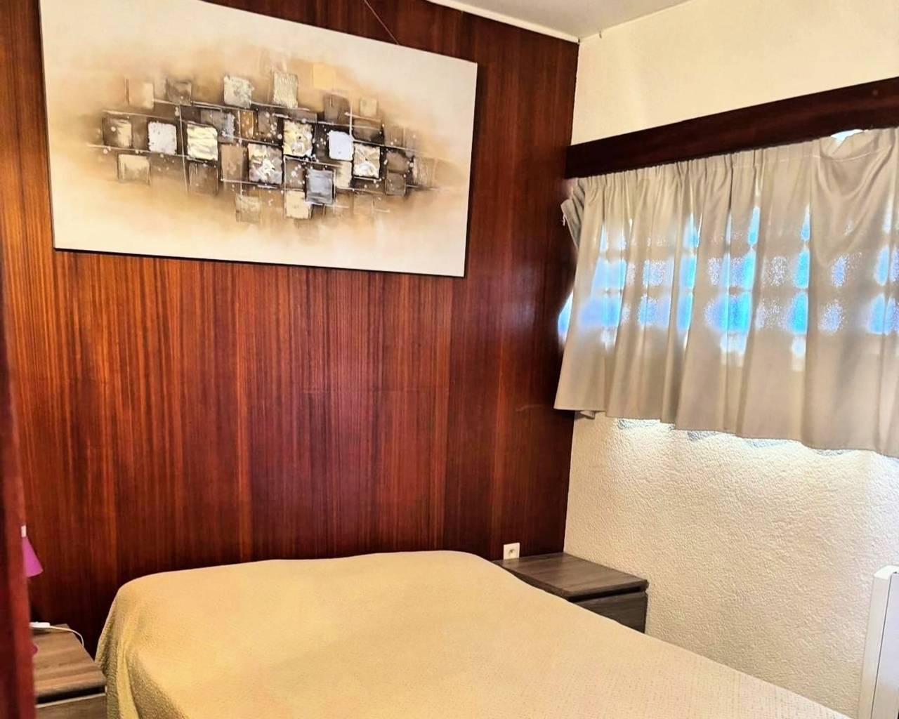 Entire apartment, 2-bedroom apartment - sea view in Saint-Cyprien-Plage, Saint-Cyprien