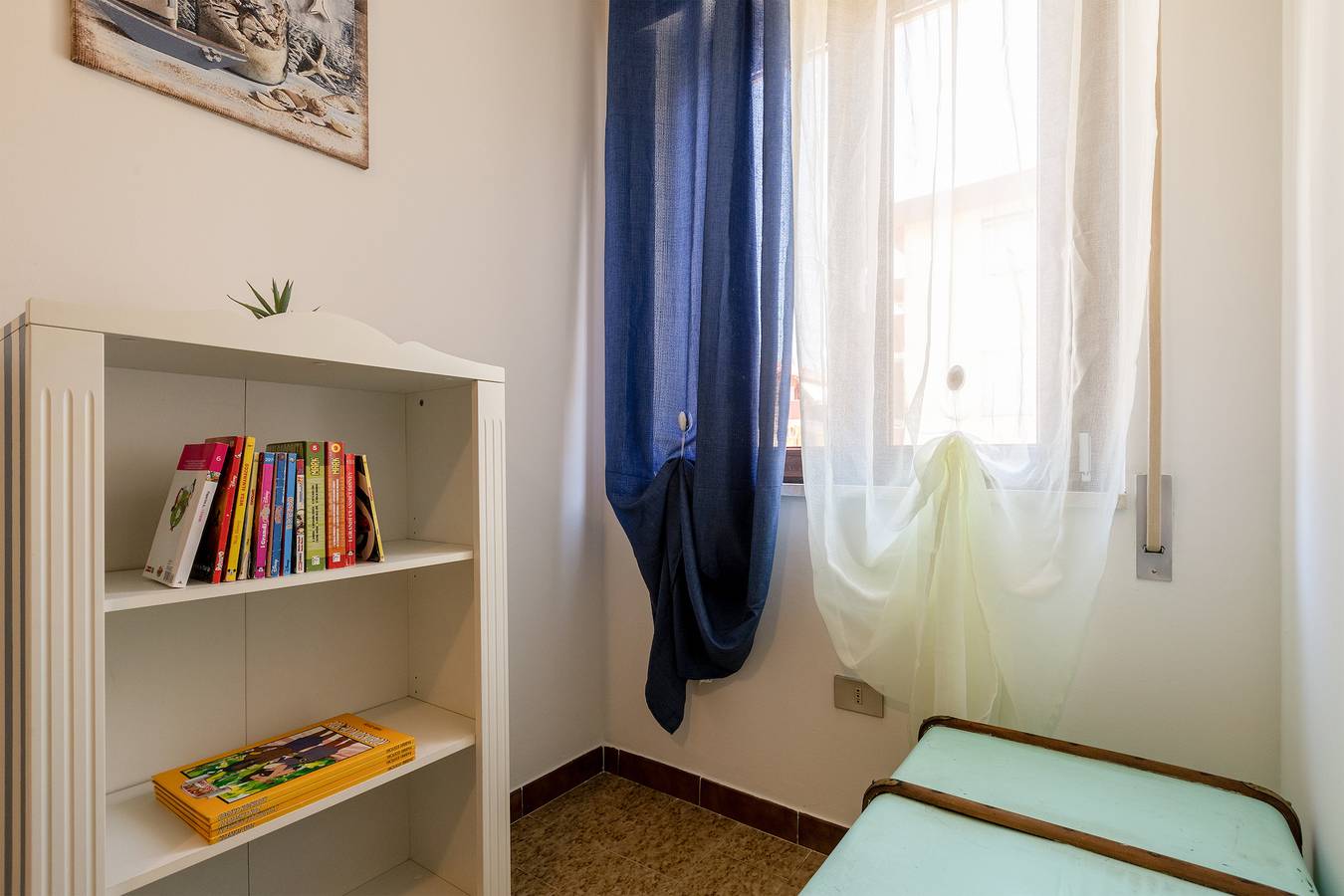 Ganze Wohnung, Apartment 'Marina' mit Balkon, Wlan und Klimaanlage in Lido San Giovanni, Alghero