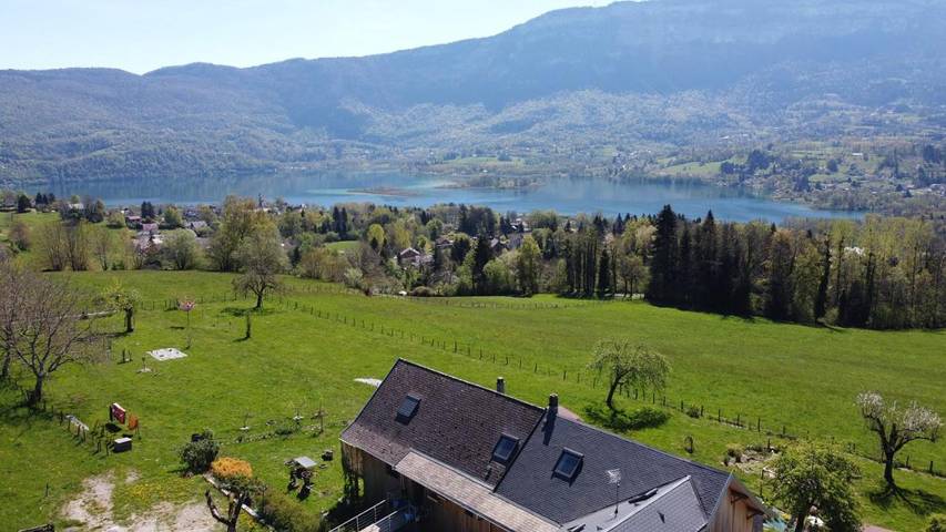 Gîte pour 6 personnes, avec jardin et piscine ainsi que vue sur le lac et vue à Saint-Alban-de-Montbel - 2