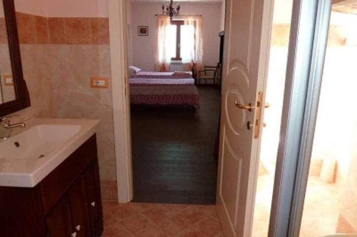 Villa panoramica in Toscana (Barga, Lucca) con 3 camere da letto ensuite in Barga, Parco Regionale delle Alpi Apuane
