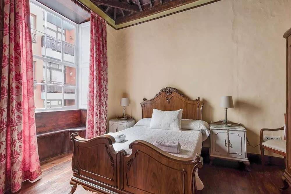 Penthouse in La Laguna near Cathedral in San Cristóbal de La Laguna, North Tenerife