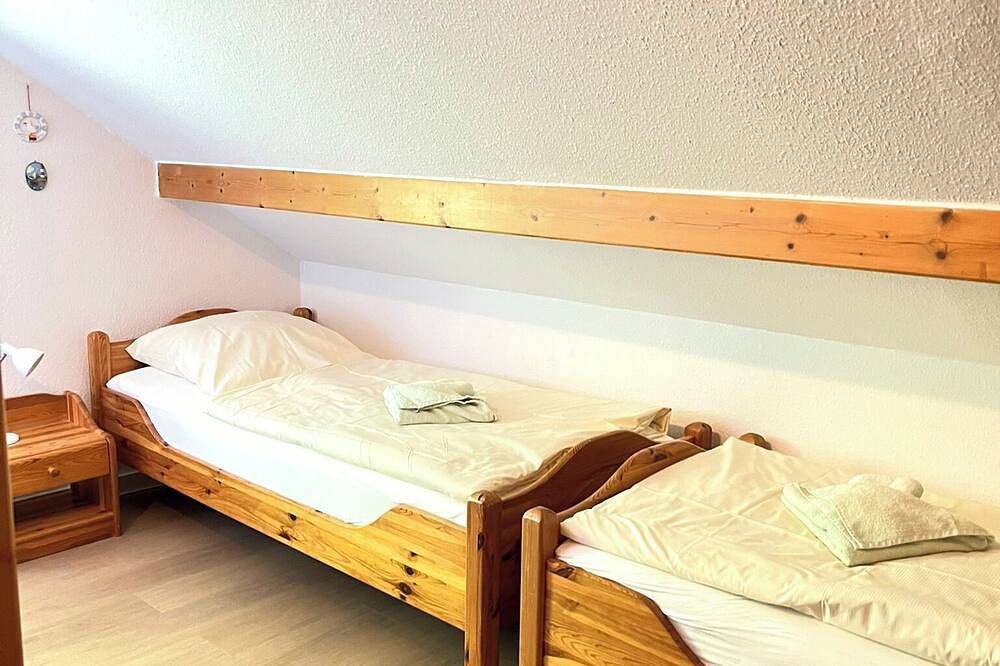 Boddenhaus 60 - Holiday home for 6 people in the vacation village at the Marlow bird park in Marlow, Vorpommern-Rügen