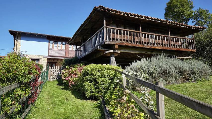 Ferienhaus für 3 Personen, mit Pool und Garten - 1