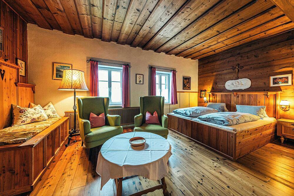 Ganze Wohnung, Schnitzler Apartment | Küche | Parken | Garten in Altaussee, Totes_Gebirge