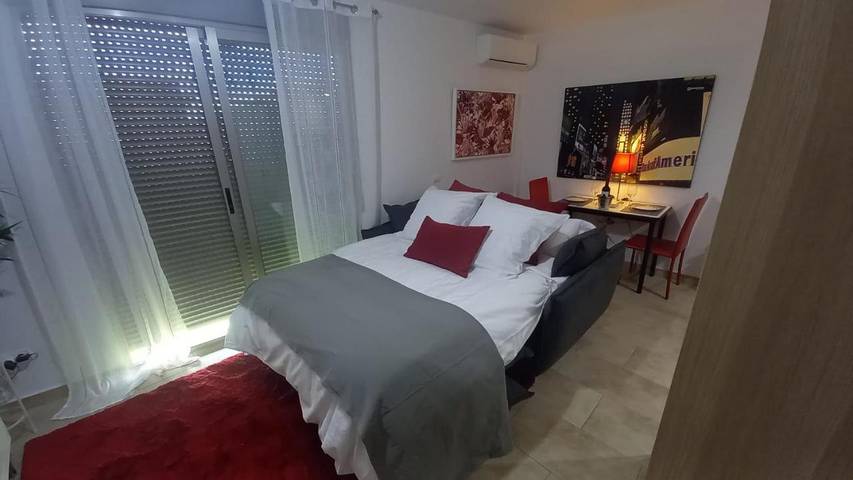 Gîte pour 2 personnes, avec balcon à Paterna