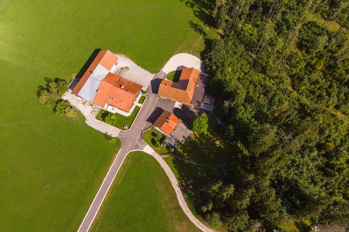 Ganze Ferienwohnung, Knoglerhof inkl. Chiemgaukarte - 2 Appartement 35qm, Balkon, Kochnische, 1 Wohnschlafzimmer, max 2 Pers, Wlan in Ruhpolding, Bayerische Alpen