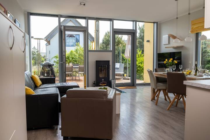 Strandhaus für 6 Personen, mit Terrasse und Sauna sowie Seeblick in Heiligenhafen - 2