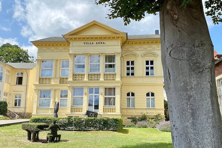 Ferienhaus für 4 Personen, mit Garten und Pool in Heringsdorf