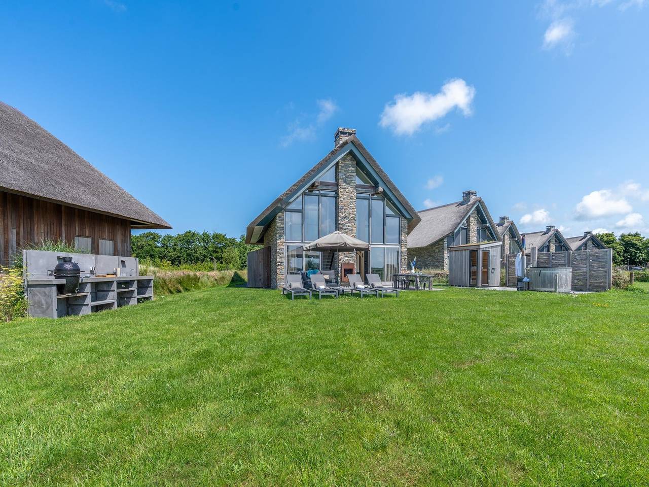 Moderne 6-Persoons Villa met Privé Hottub – Nabij Strand & Natuur in De Koog, Nederlandse waddeneilanden