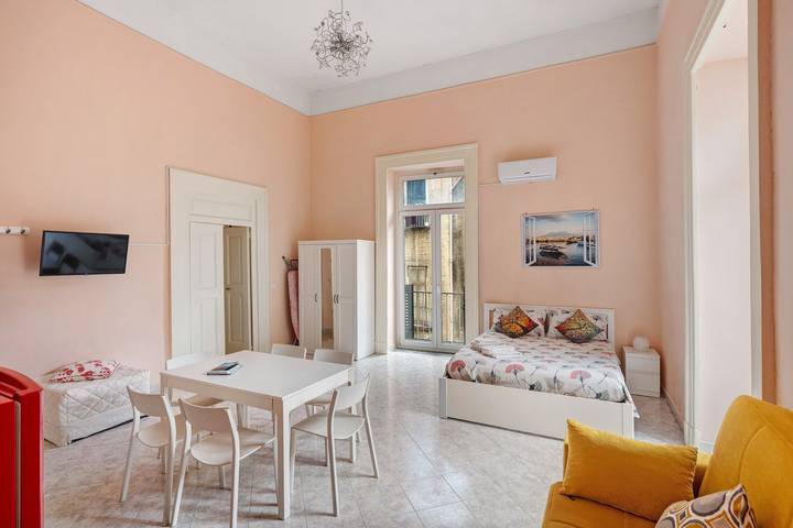 Ferienhaus für 6 Personen, mit Balkon in Neapel - 4