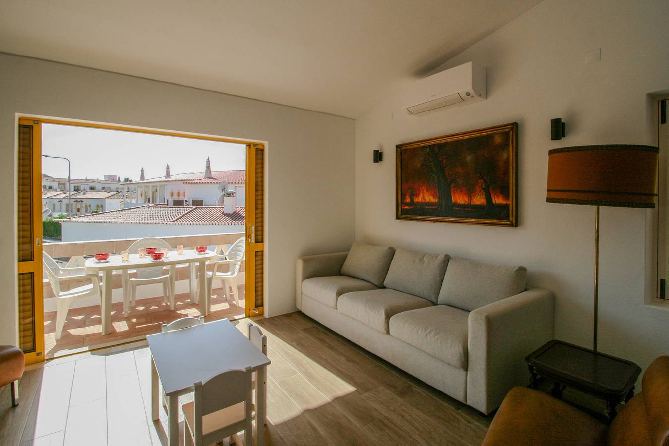 Ferienhaus für 6 Personen mit Terrasse in Praia da Luz, Faro Distrikt