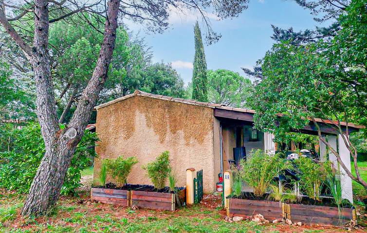 Location de vacances pour 7 personnes, avec terrasse à Méjannes-le-Clap - 3