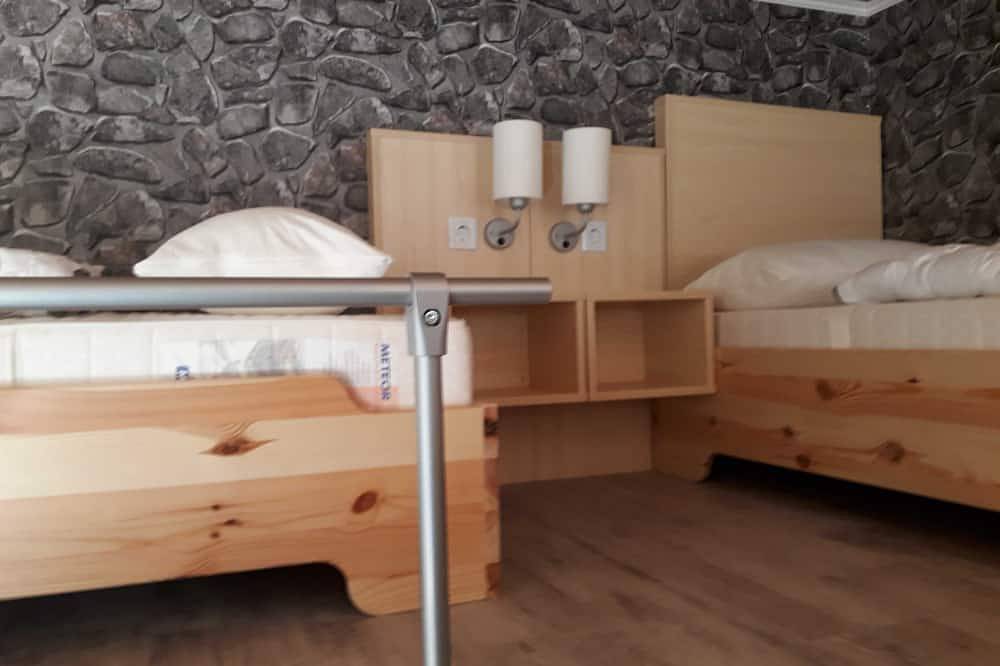 Ganze Wohnung, Ferienwohnung -Alte Backstube- - Ferienwohnung in Rositz, Ostthüringen