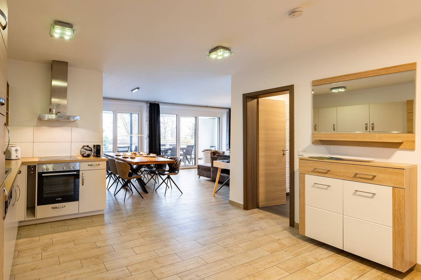 Ganze Wohnung, Deluxe-Apartment Frauenberg mit Seeblick, Balkon und Wi-Fi, 97qm in Bodman-Ludwigshafen, Obersee (Bodensee)