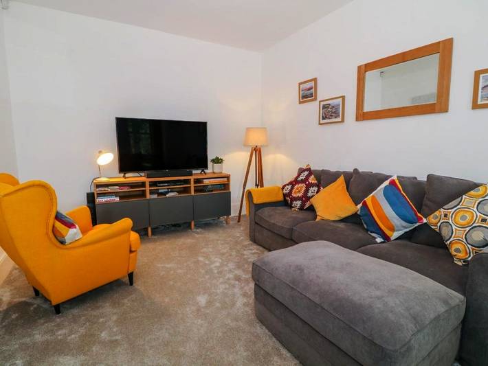 Location de vacances pour 12 personnes, avec jardin à Holyhead - 3