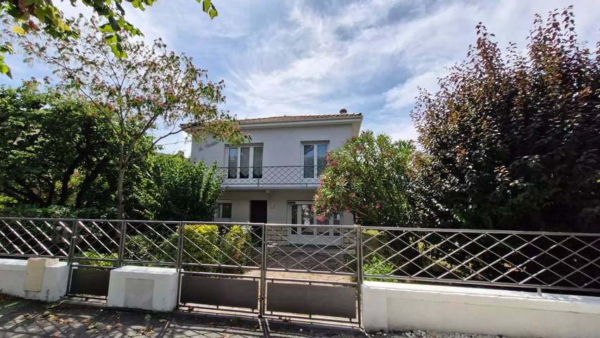 Villa voor 8 personen, met uitzicht en terras in Saint-Georges-de-Didonne