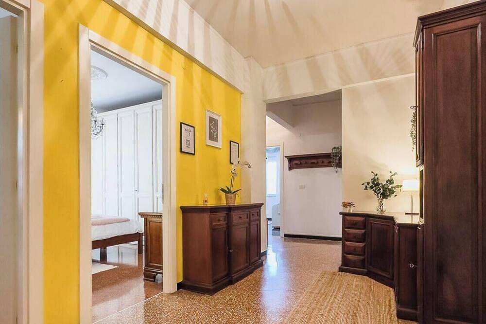 Appartamento intero, [Free Box Auto] Spiagge 5min • A/C • Smart Tv in Lega Navale Italiana - Sezione di Albisola, Albisola Superiore