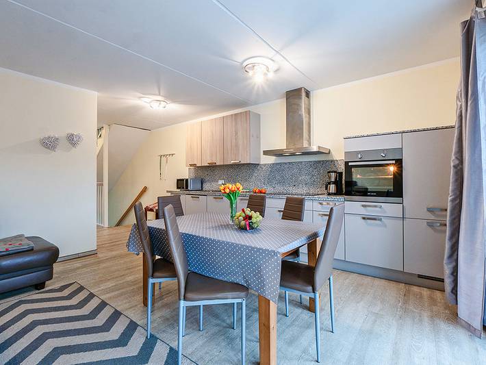 Ganze Ferienwohnung, Hafenflair Haus 4 Og (Typ 2 Balkone in Plau am See, Ludwigslust-Parchim