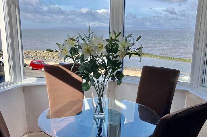 Holiday rental for 4 people in Morecambe Bay