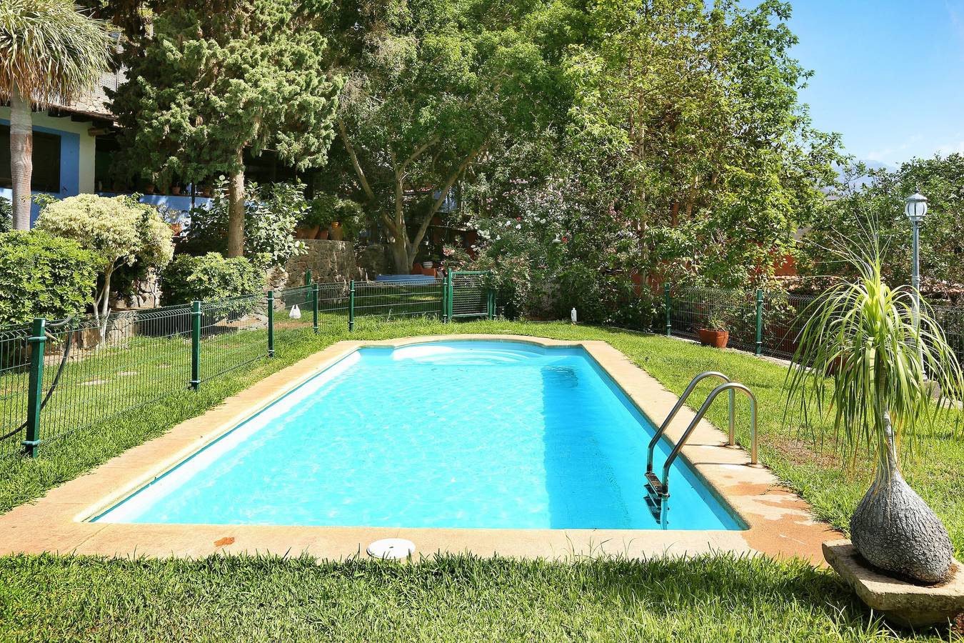 Bungalow dans une ferme "Finca Nim 2", vue sur la montagne, piscine et Wi-Fi in La Humbridilla, Grande Canarie du Sud