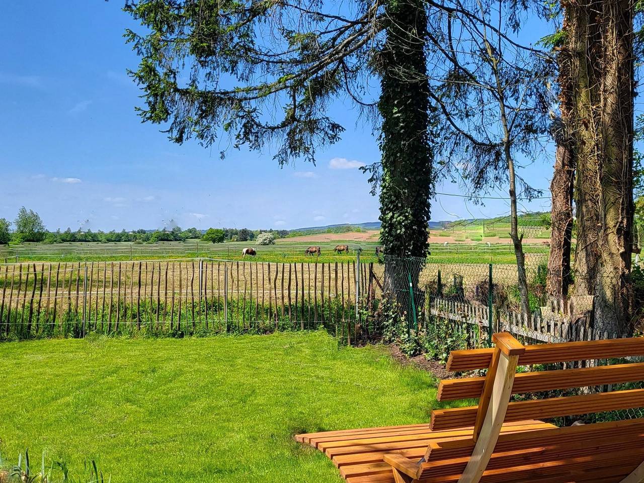 Ganze Ferienwohnung, Gästehaus am Bachlauf in Losheim am See, Saar-Nahe-Bergland