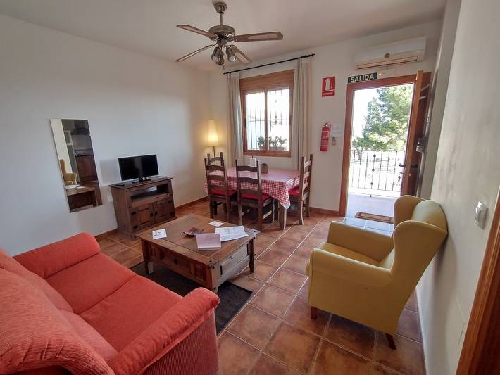 Casa rural con piscina para 4 personas, con balcón y jardín en Provincia de Almería - 4