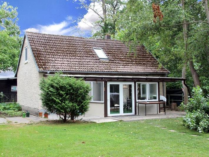 Ferienhaus für 6 Personen, mit Terrasse und Seeblick in Teupitz