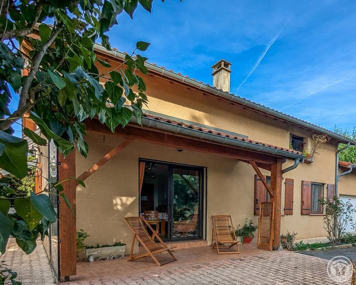 Gîte pour 5 personnes, avec Terrasse et Jardin