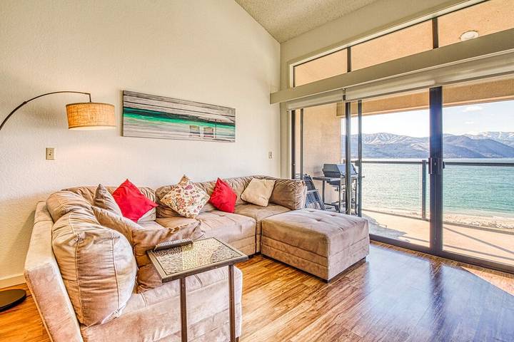 Gîte pour 4 personnes, avec piscine et balcon ainsi que jacuzzi et jardin à Chelan - 2