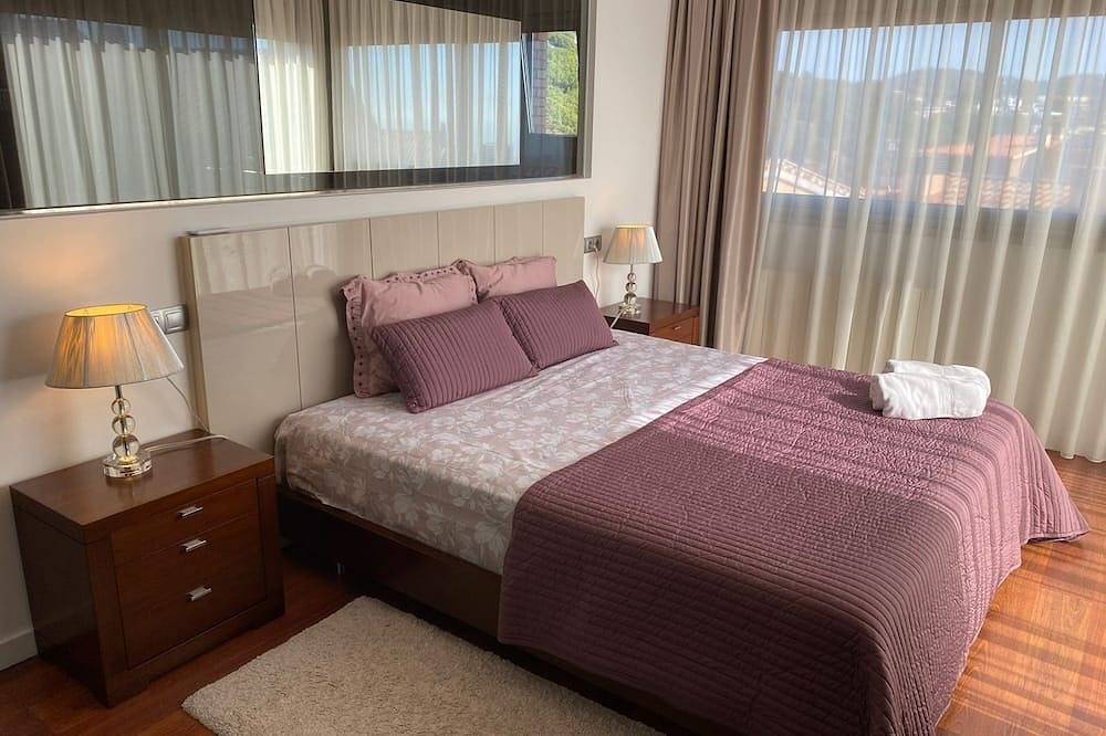 Elegante Casa con Piscina, Sauna, Gimnasio y A/C a 25 km de Barcelona in Vilassar de Dalt, Costa del Maresme