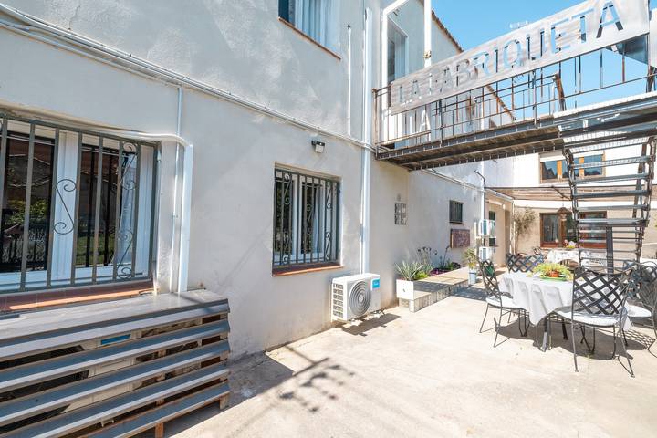 Casa de vacaciones 'La Fabriqueta' con vistas a la montaña, Wi-Fi y aire acondicionado in Riudecañas, Baix Camp