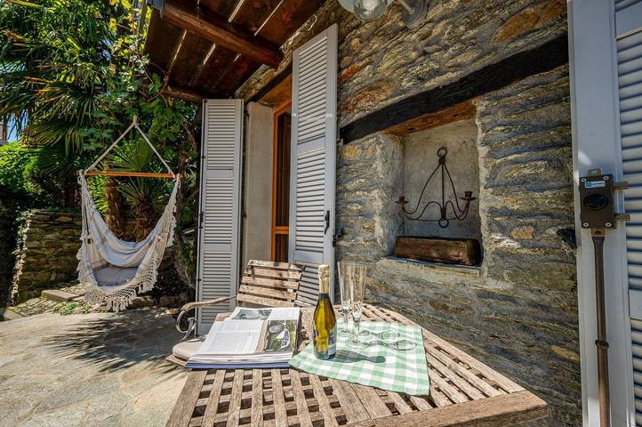 Ferienhaus für 6 Personen, mit Ausblick und Seeblick sowie Garten in Comune di San Siro - 3