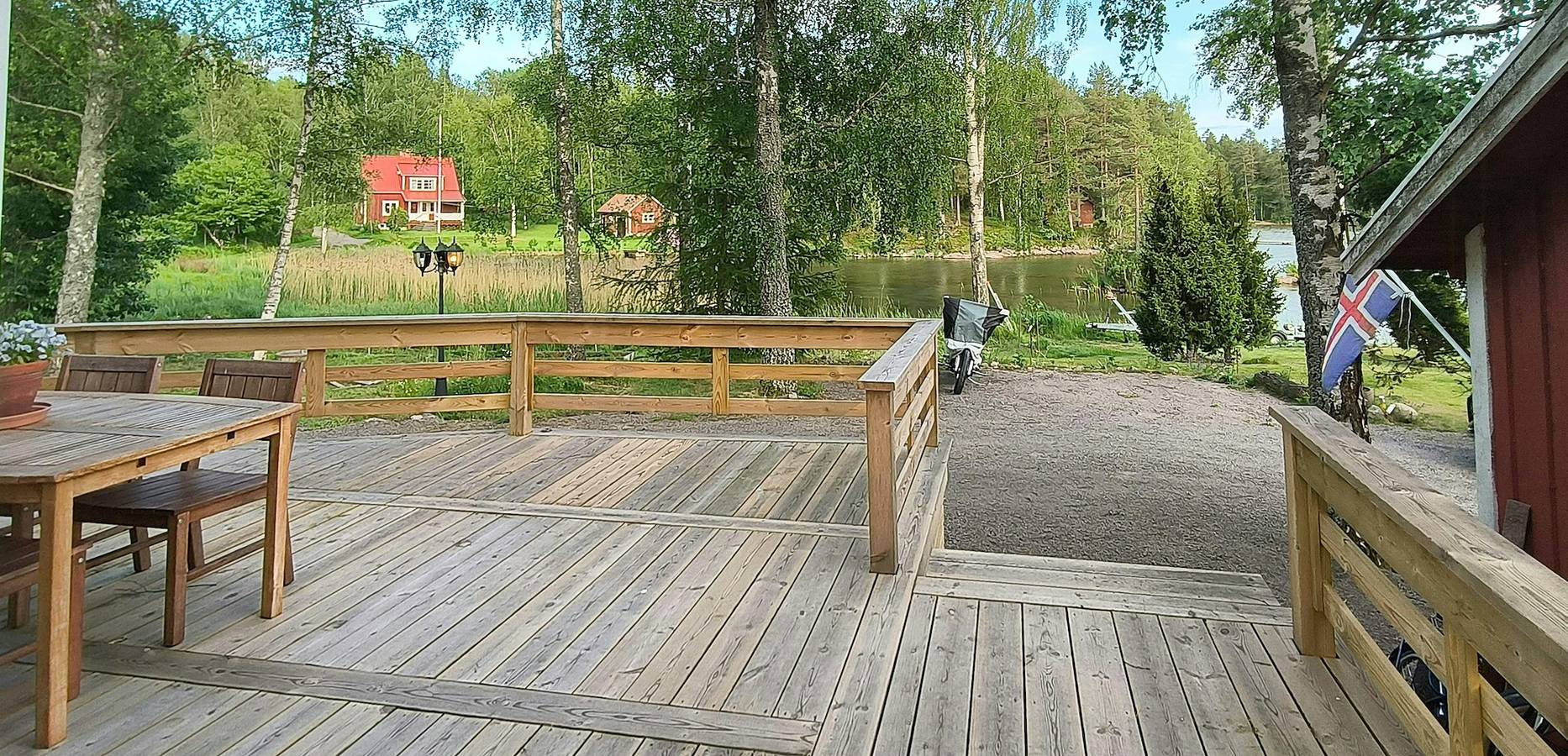 Neu gebautes Ferienhaus am Ufer des Vättern in Vättern