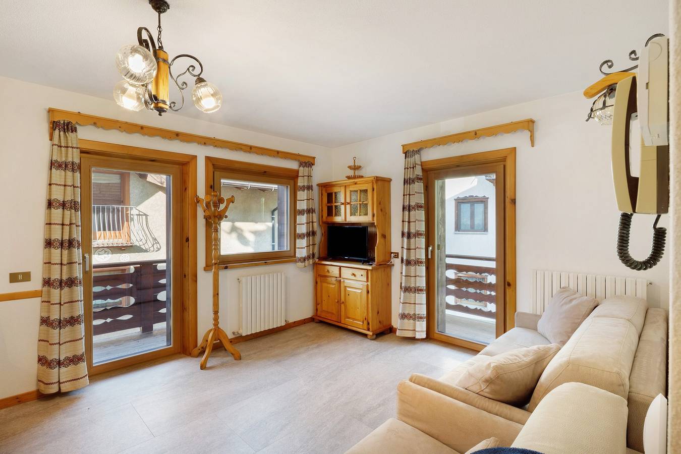 Appartamento 2 con vista montagna, giardino in comune e Wi-Fi in Livigno (Borgo), Livigno