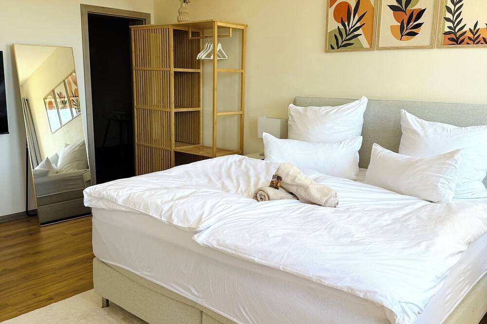 Ganze Wohnung, Casa Lumina - Stilvolles Apartment mit Herz in Schweinfurt, Fränkisches Weinland