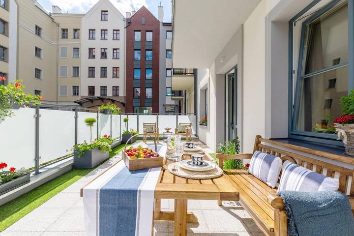 Apartament wakacyjny dla 5 osób, z Taras i Ogród w Elbląg