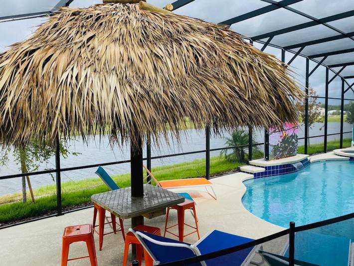 Chalet para 30 personas, con piscina para niños además de piscina y jardín, Familias con niños - 1
