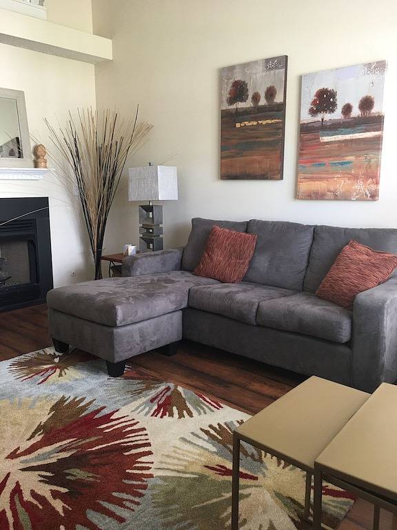 Vacation rental for 4 people, with pool and terrace in Greensboro