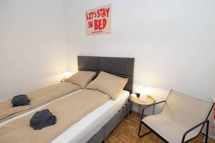 Ferienwohnung für 8 Personen, mit Balkon und Sauna in Linz - 3