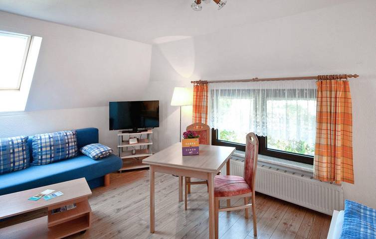 Ferienwohnung für 3 Personen, kinderfreundlich in Groß Zicker - 2