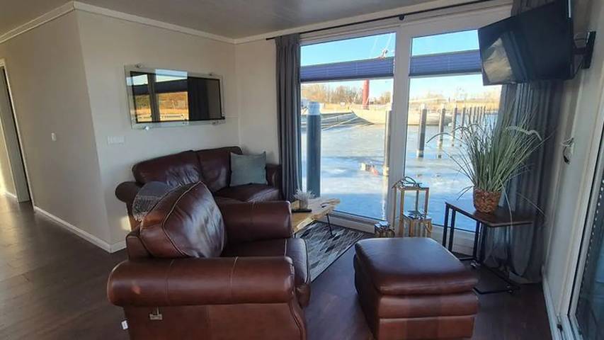 Boot für 4 Personen, mit Balkon in Kröslin
