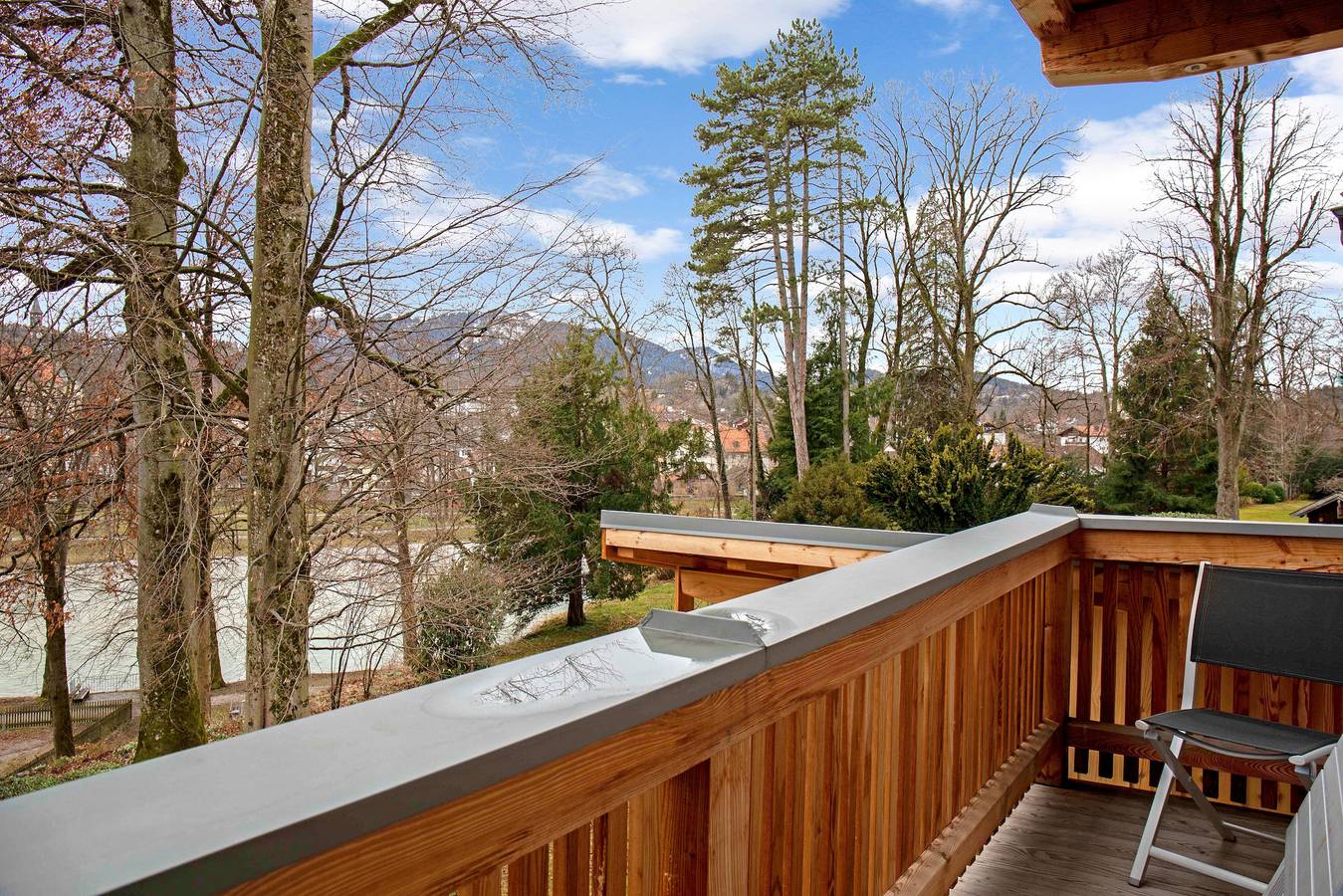 Ganze Wohnung, Charmante Ferienwohnung "Holunder" mit Bergblick, Wlan, Balkon & Garten in Bad Tölz, Tölzer Land